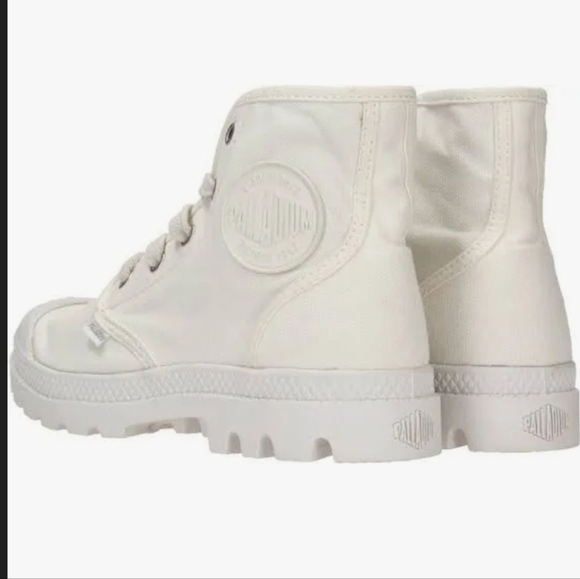 Palladium Women's Pampa Hi White Boots Size 7.5 - Picture 2 of 7
